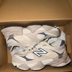 New Balance Grey Beige Sneakers